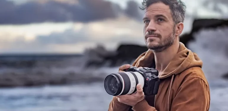 8K çekim yapabilen Canon EOS R5 C kullanıma sunuldu