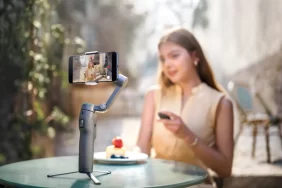 Osmo Mobile 8P_FrameTap Selfie