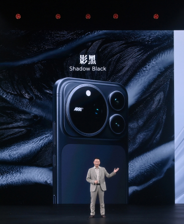 1791197885_James_Li__CEO_of_HONOR